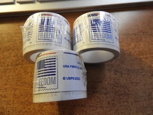 3 rotoli da 100 francobolli "LIBERTÀ" Forever, vendita al dettaglio $234, spedizione gratuita - Foto 1 di 1