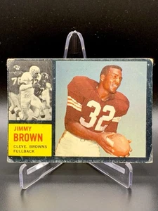 1962 Topps HOF Jim Brown #28 Browns Vintage *Corner Crease FREE SHIPPING - Picture 1 of 9