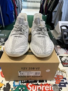 Taglia 11,5 - Adidas Yeezy Boost 350 V2 2018 bassa statica non riflettente - Foto 1 di 6
