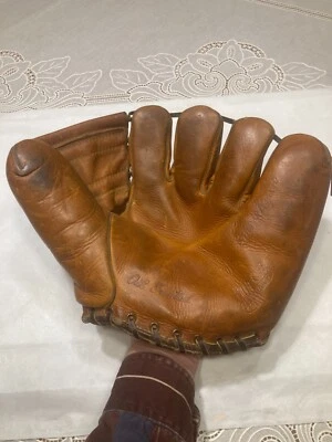 1950's "CONNIE RYAN" NY GIANTS, BRAVES, HUTCH BASEBALL GLOVE #40L, USA! NM/LN! - Image 1 of 4