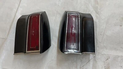 Lámpara de extensión de cuarto de panel de luz trasera Cutlass 76-77 Oldsmobile Hurst Olds Trim Foto 1 de 4