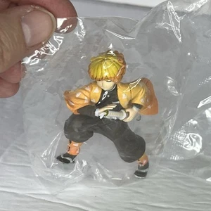 Demon Slayer: Kimestsu no Yaiba Zenitsu Agatsuma Blind Bag Figure 3" Sealed - Picture 1 of 5