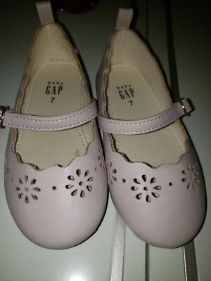 Zapatos planos Baby Gap niña talla 7 Foto 1 de 3