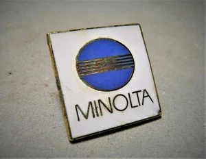 Pin de solapa con logotipo de Minolta. Original. ¡ÚLTIMO! - Imagen 1 de 2