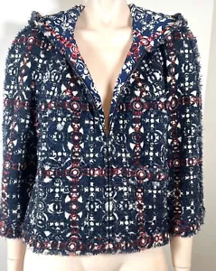 CHIC CHANEL NAVY BLUE RED & WHITE CROPPED TWEED BOMBER JACKET, HOOD, LOGOS EU 42 - Foto 1 di 8