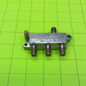 Magnavox ML-3D 3-Wege Splitter Kupplung Stecker - Bild 1 von 3