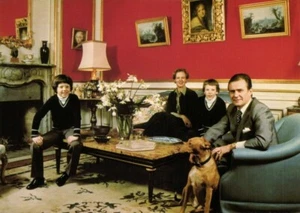 Dinamarca, Reina Margarita II, Príncipe Consorte Enrique y Familia (años 70) Postal 2 - Imagen 1 de 2