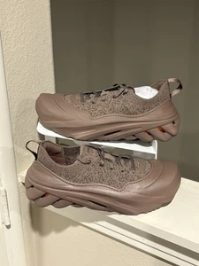 Crocs Echo Surge Trüffel Unisex Slipper Freizeitschuhe 210079-0LG Gr. M 9/W 11 Neu im Karton - Bild 1 von 10