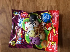 New FlipaZoo The Toy That Flips For You Series 1 Mystery Blind Bag - Picture 1 of 1