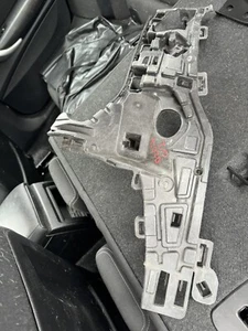 Mount Bracket - Volvo V90 (32227396) LH - Picture 1 of 12