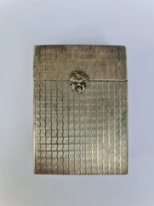 Estuche de Cigarrillos Vintage 800 Plata - Diseño Guilloché con Máscara Ornamental - 71g - Imagen 1 de 15