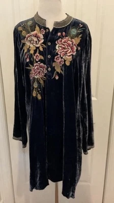 Vestido túnica Johnny Was Quito terciopelo bordado azul marino floral pavo real talla XL 🦚 Foto 1 de 4