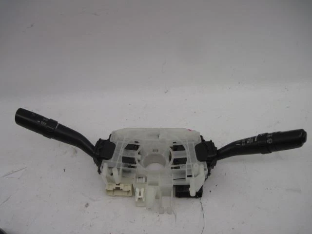 INTERRUPTOR DE COLUMNA Saab 9-2X 2005 05 2006 06 611470 Foto 1 de 4