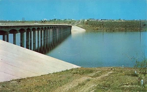 POSTCARD Bridge across Falcon Lake, Hwy 83, Zapata, TX - Picture 1 of 2