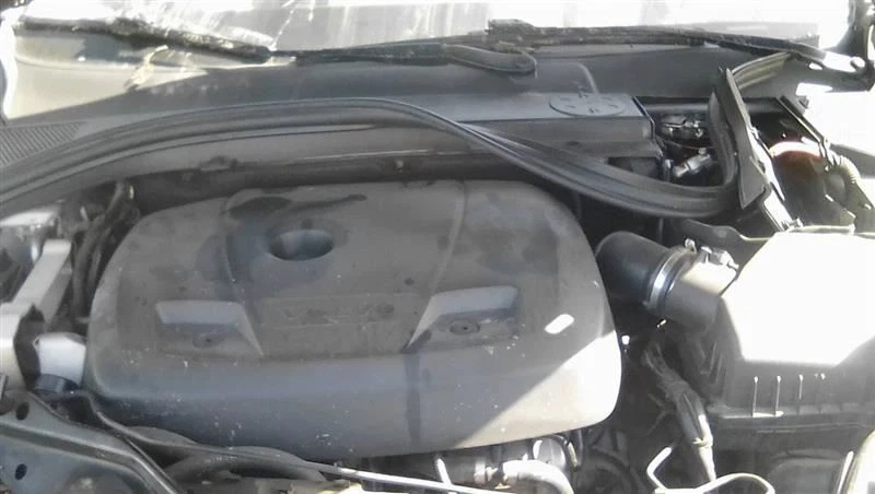 Engine ECM Electronic Control Module Fits 15-19 VOLVO S60 24630641 Foto 1 de 4