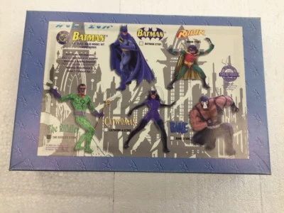 1995 HORIZON DC BATMAN 1/8 scale solid model kit (THE RIDDLER) #37304 - Image 1 of 3