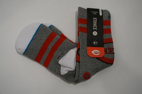 Stance MLB Diamond Cincinnati Reds Riverfront Gray Red Socks Size S/MD 6-8.5 Cover