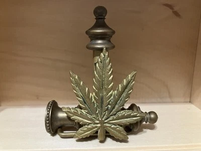 COOL VINTAGE MARIJUANA SMOKING PIPE BELT BUCKLE ALL BRASS 1970’s - Image 1 of 4