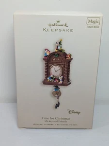 Hallmark Time For Christmas Disney Mickey & Friends Magic Motion Kuckucksuhr - Bild 1 von 4