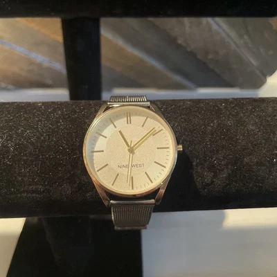 Nine West NW2195 Women's Stainless Steel Silver Watch - needs New Battery - Image 1 of 3