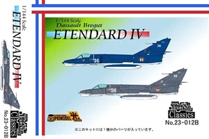 1/144 Cold War Fighter: Dassault Etendard IV [Francia] #23-012B: TRIPLE TUERCAS - Imagen 1 de 3