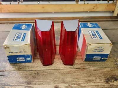 Nuevo de Lote Original 1968 Lincoln Continencial Lado Derecho e Izquierdo Luz Trasera Lentes Par Lentes Foto 1 de 4