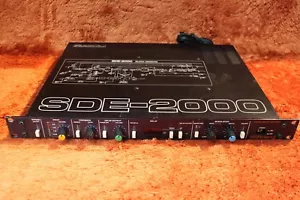 USED Roland SDE-2000 SDE 2000 Digital Delay Rack Effect Vintage U329 181216 - Picture 1 of 12