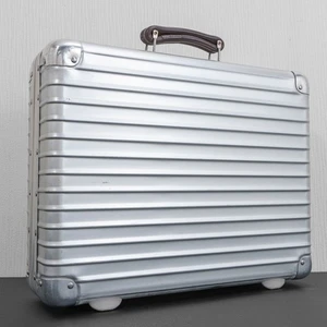 Rimowa Classic Flight 25L Silver Attache Case Business Handbag 976.12 - Picture 1 of 10