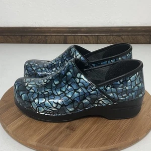 Zuecos de cuero profesionales Dansko para mujer talla 40 azul negro agua geo excelentes - Imagen 1 de 7