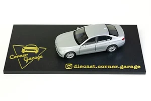 WELLY DieCast 1:34 BMW F10 535i ARGENTO Nuovo Modello Auto Metallo in Scala 1/34-39 - Foto 1 di 7