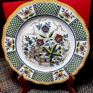 Sarrequimines France 8" Decorative Plate Scalloped Edge Vintage - Picture 1 of 4