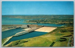 Fort Randall Dam Pickstown South Dakota Missouri River Entwicklung Postkarte L6 - Bild 1 von 2