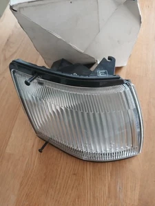 Nissan Prairie M11, RH Seitenleuchten-Baugruppe, neu im Paket Originalteil. - Bild 1 von 4