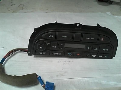 98 99 00 01 02 03 JAGUAR XJ8 TEMPERATURE CONTROL AS SHOWN W/ HEATED WINDSHIELD - Image 1 of 3