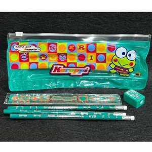 KEROPPI VINTAGE PLASTIC CASE SET PENCILS RULE SHARPENER SANRIO 1997 NUEVO. - Foto 1 di 7