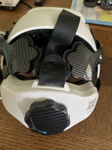 Oculus Quest 2 6GB RAM VR All-in-One Game Headset White with adjustable headset - Picture 1 of 9