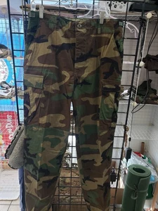 TROUSERS - Picture 1 of 9