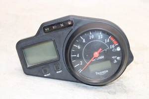2004 TRIUMPH DAYTONA 600 OEM SPEEDO TACH GAUGES DISPLAY CLUSTER SPEEDOMETER - Picture 1 of 9