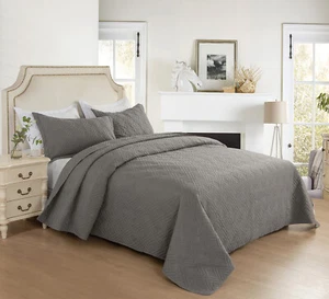 3Pcs Gray-Rhombus Pattern Quilted Comforter Set Queen Size Reversible Quilt Set - Picture 1 of 5
