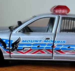 2000 Gearbox 1:43 Die-cast Ford Crown Victoria Mount Morris NY Police Car - Picture 1 of 16
