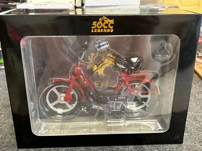 NEW 50CC LEGENDS 1/10 Vespa Piaggio Ciao Metallic Finished Product - Image 1 of 3