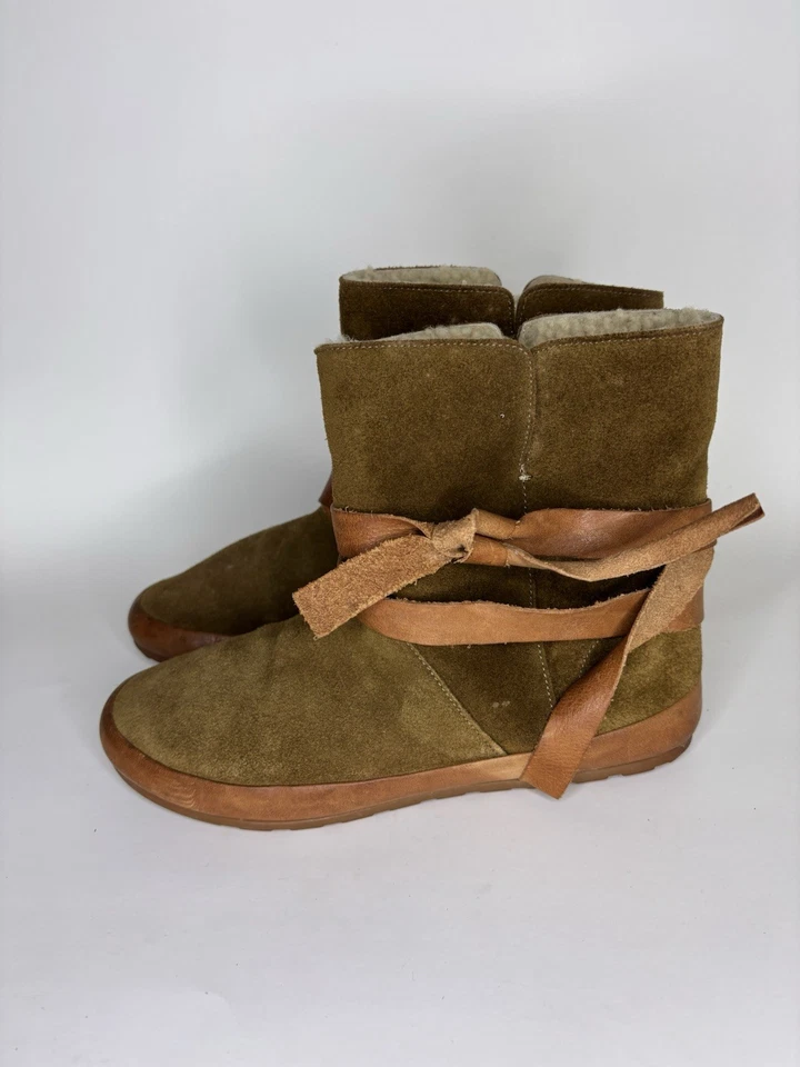 Botas femininas Isabel Marant camurça oliva pulseira de couro marrom tamanho 37UE/6,5 M EUA - Imagem 1 de 4