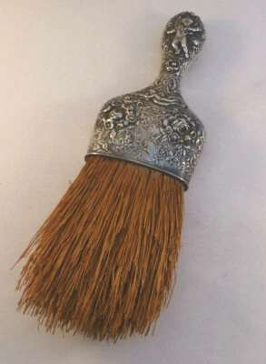 Gran escoba bizcocho grande floral y figurativa Gorham Sterling-9" Foto 1 de 4