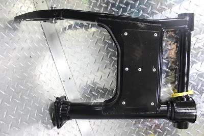 2014 TRIUMPH ROCKET III ROADSTER REAR SWINGARM SUSPENSION ARM W/PINS BOLTS - Image 1 of 4