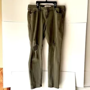 Torrid Boyfriend Jeans Denim Distressed Ripped Skinny Jeans Stretch Pants Sz 14R - Picture 1 of 9