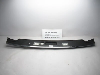 11-15 BMW 750LI xDrive Tapa de maletero Moldura Manija de agarre y luz de licencia 7200035 OEM Foto 1 de 4