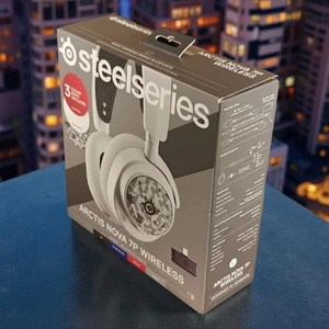 SteelSeries Arctis Nova 7P Cuffie Wireless + Booster Pack Bianco/Mimetico NUOVO - Foto 1 di 10