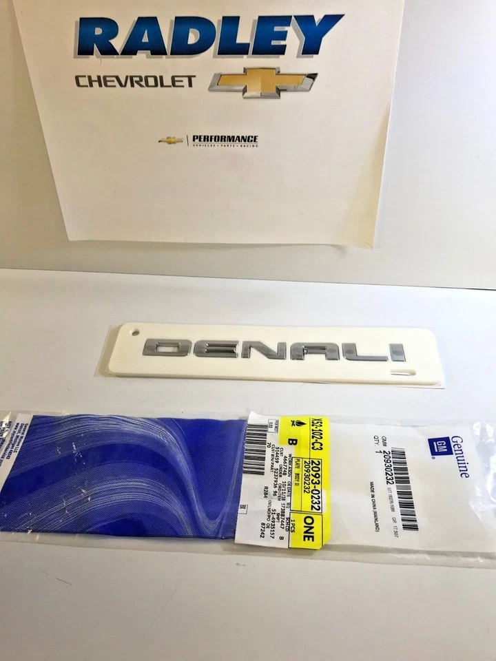 Placa de identificación con emblema de guardabarros GMC GM OEM 14-16 Sierra 1500 20930232 B70 Foto 1 de 1