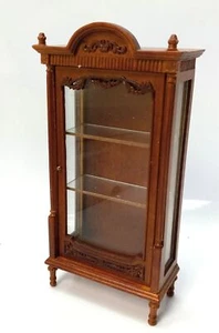 Vitrine aus Holz, Nussbaumfarbig, Für 1:12 Puppenstuben. 16,2x8x3,6 cm. - Bild 1 von 1