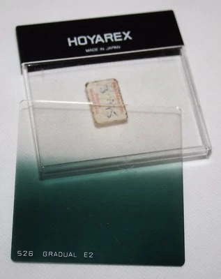 Hoya - Hoyarex 526 Gradual E2 Filter in Keeper - vgc - Image 1 of 2